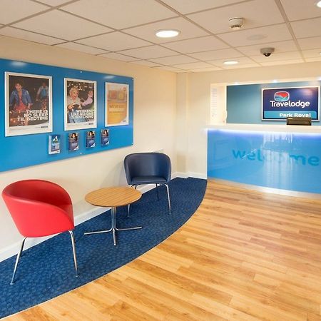 Travelodge London Park Royal Eksteriør billede