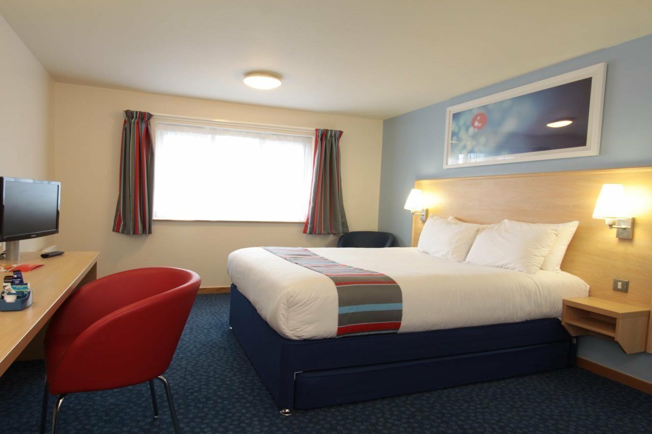 Travelodge London Park Royal Eksteriør billede